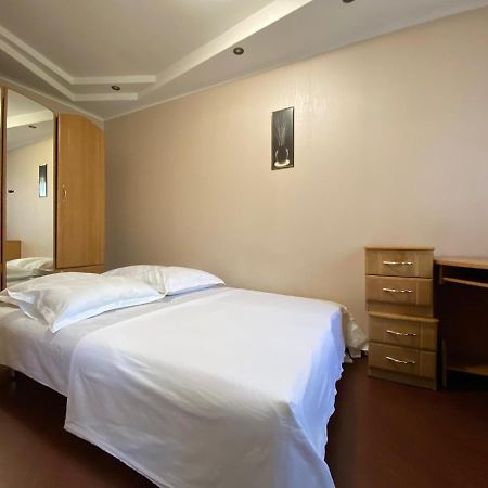 דנייפרופטרובסק 2-Bedroom Apartment Most City Center Area מראה חיצוני תמונה